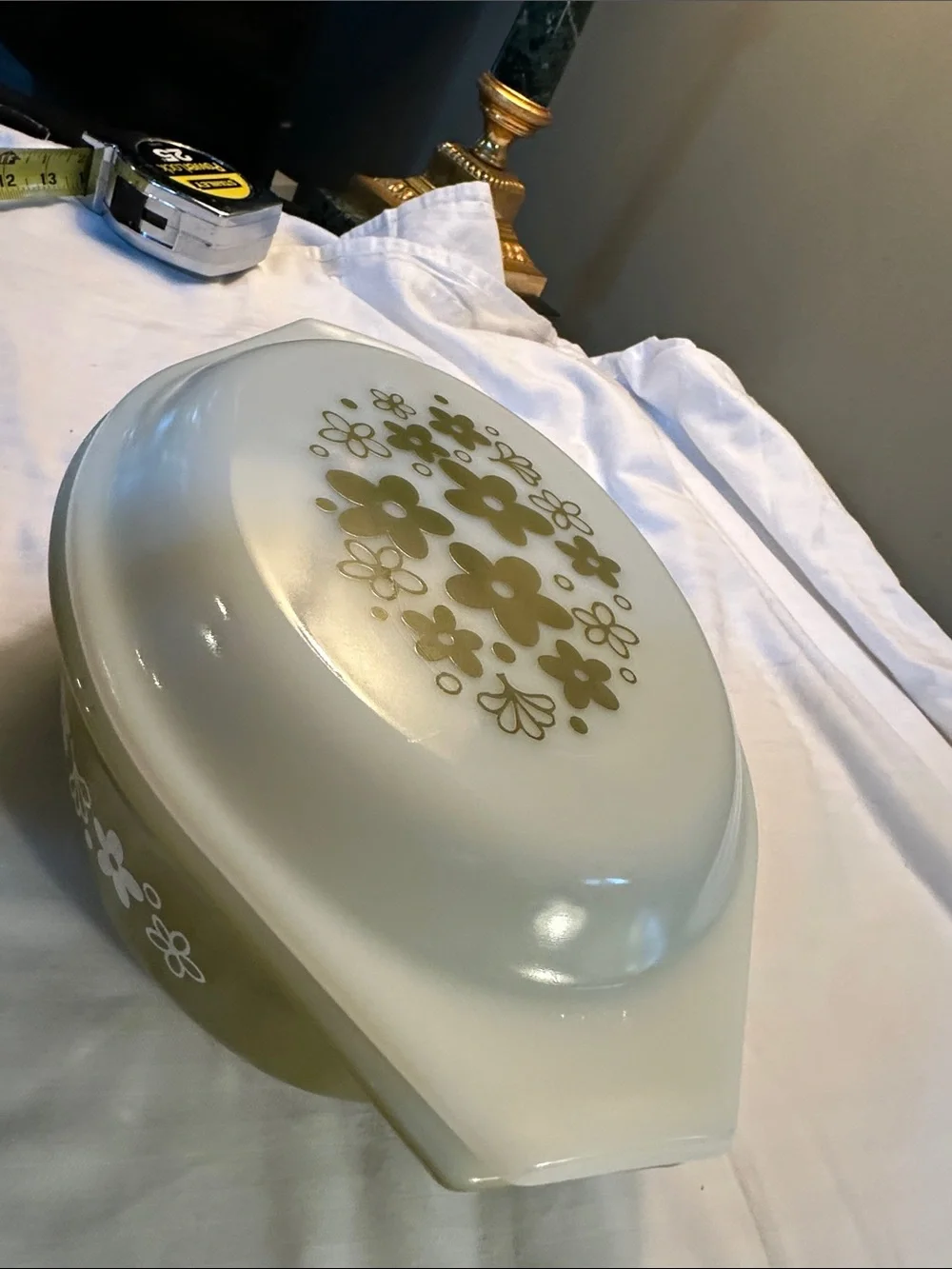 Pyrex vintage olive